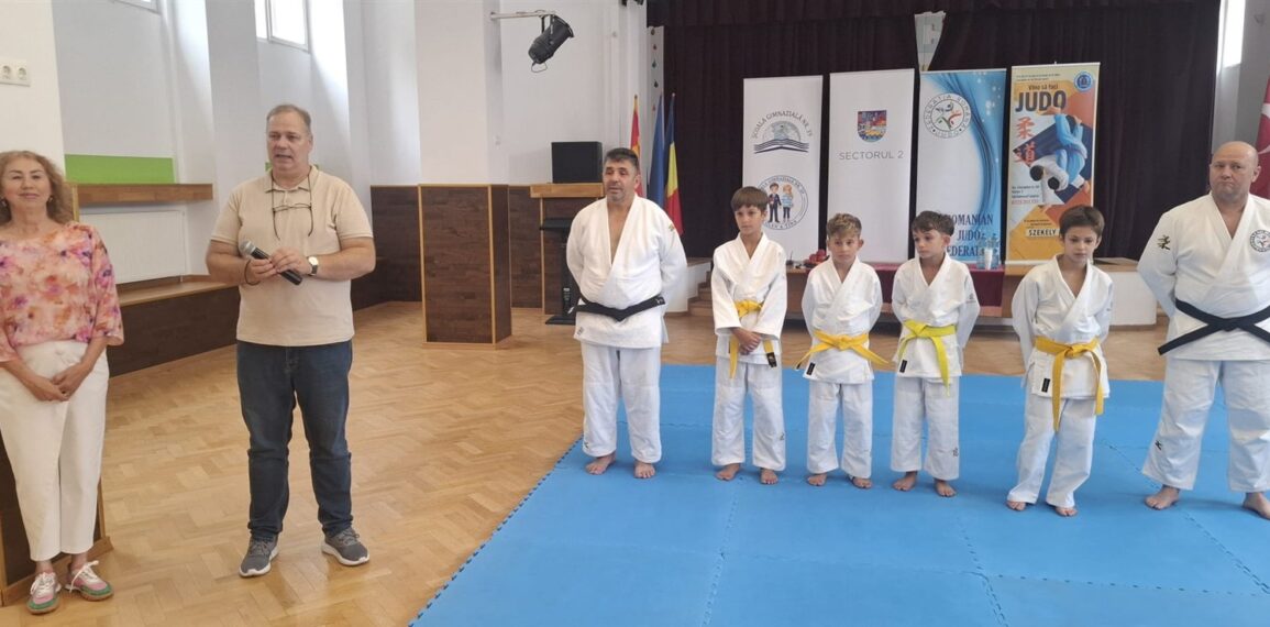 Deschiderea actiunii de promovare a judo-ului la Scoala Gimnaziala nr. 39 din Sectorul 2 Bucuresti